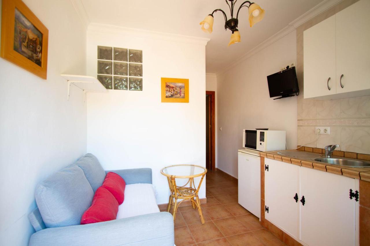 Apartamentos Turisticos Trajano Болонія Екстер'єр фото