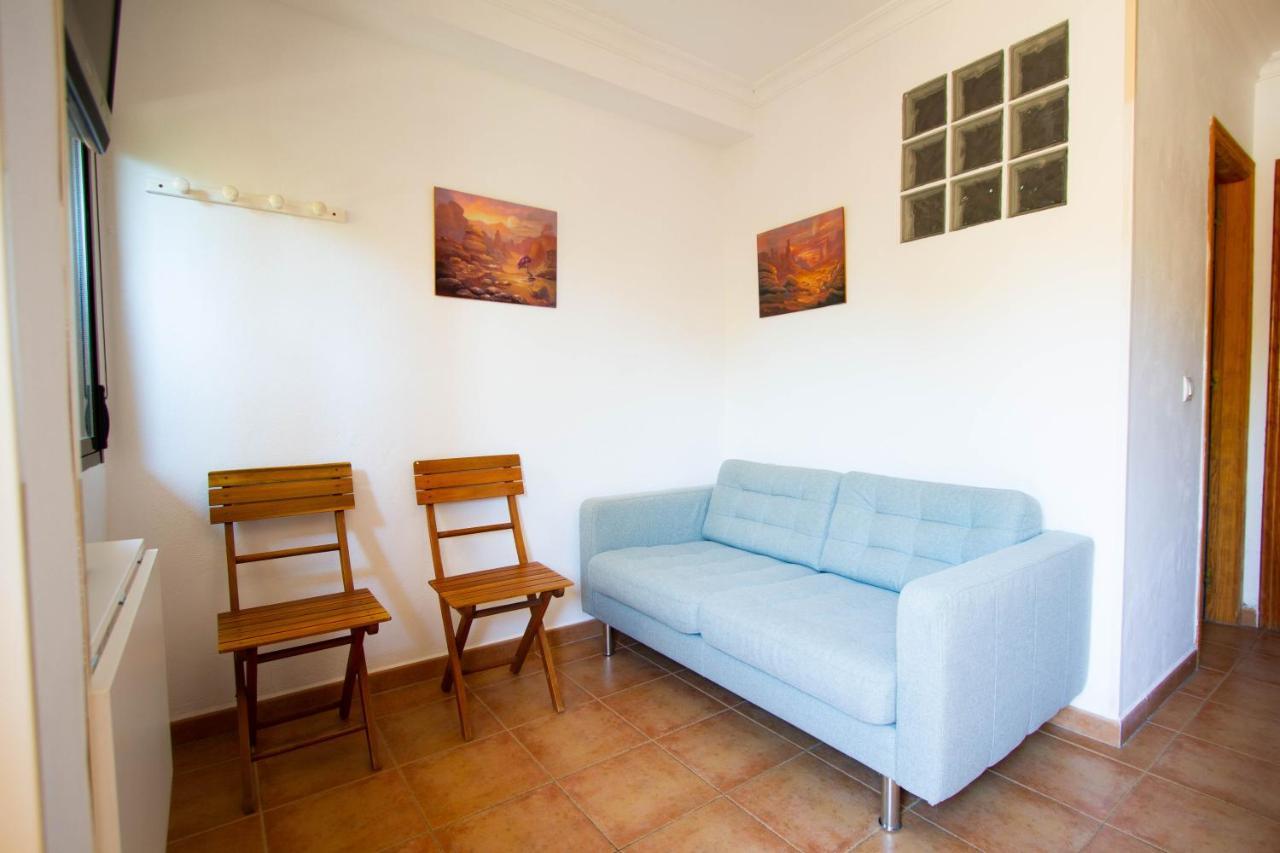 Apartamentos Turisticos Trajano Болонія Екстер'єр фото