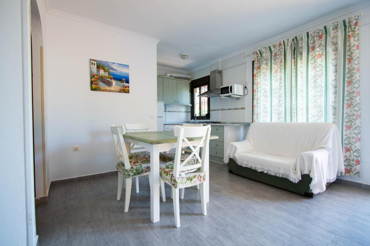Apartamentos Turisticos Trajano Болонія Екстер'єр фото