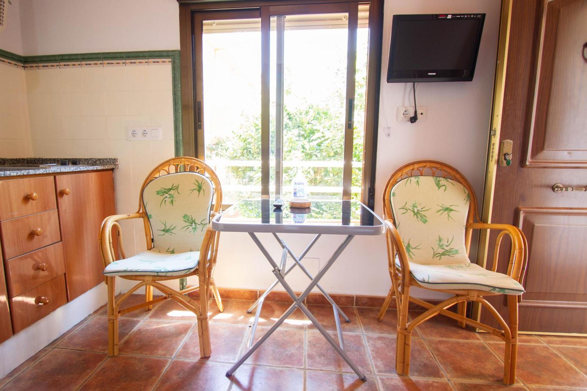 Apartamentos Turisticos Trajano Болонія Екстер'єр фото